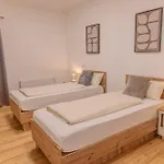 Inn Chaplin