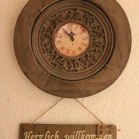 Gaestehaus Chaplin Мини-отель *