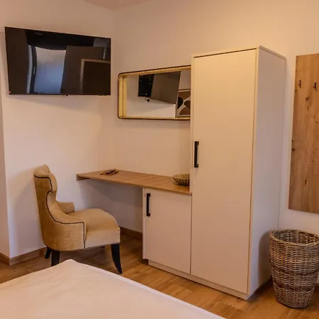 Mini-hôtel Chaplin *